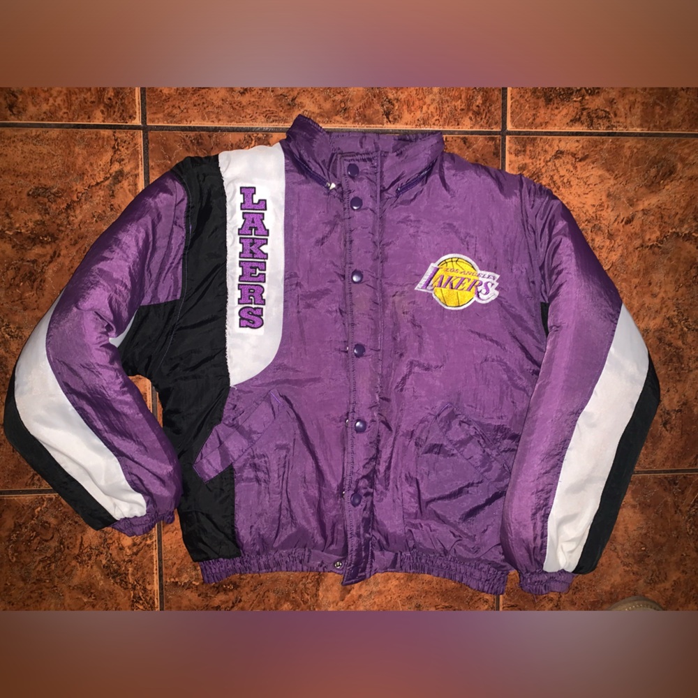 Vintage Los Angeles Lakers puffer jacket